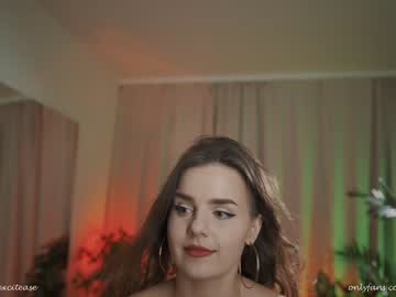 girl excitease image #5194276