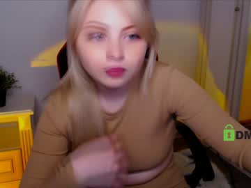 girl shy_blondiee image #3734418