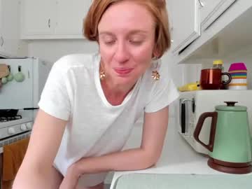 girl pretendlunch image #3283152