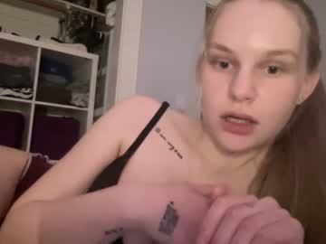 girl daisykeach image #6274141