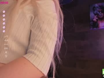 girl yolandabertha image #3704769