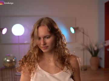 girl chillwithkira image #4520567