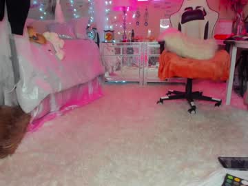 girl butterybubblebutt image #3170787