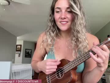 girl bloomyogi image #1789130