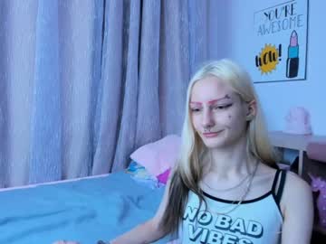 girl erika__lodge image #2247127