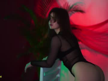 girl excitease image #2754059
