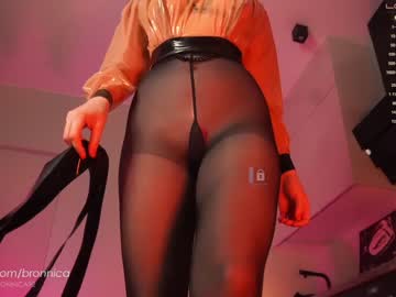girl bronnica image #2069758