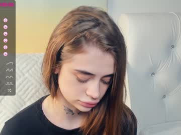 girl evalanis image #2724328