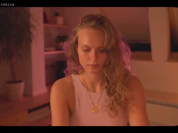 girl chillwithkira image #1861035