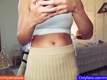 girl blissense image #2430067
