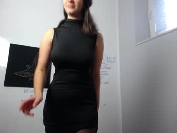 girl yourcrazyneightbor image #2993739