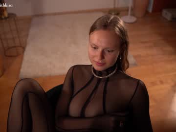 girl chillwithkira image #4147959
