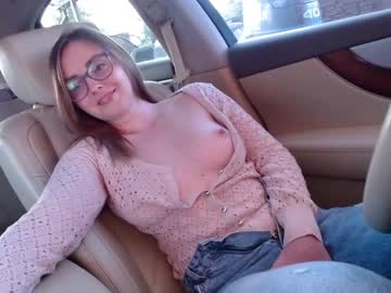 girl juicy_peach88 image #1846069