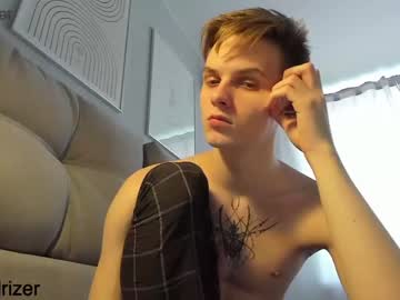 man horny_jerk_roy_prick2001 image #1118069