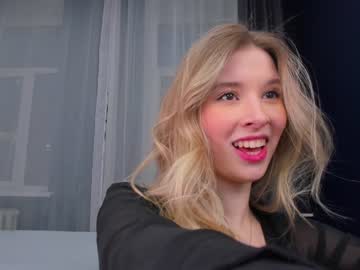 girl milablush image #6318291