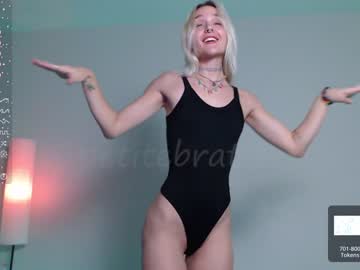 girl petitebrat image #5514321