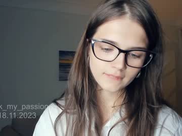 girl look_my_passion image #5704533